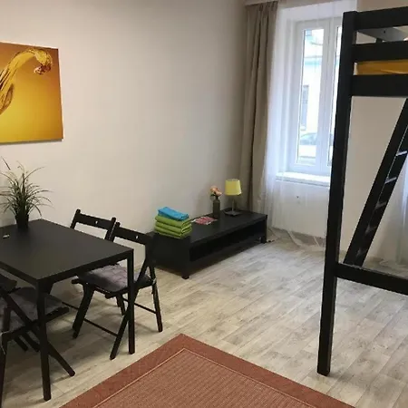 4 Person Great For Two Couples Or A Family Appartement