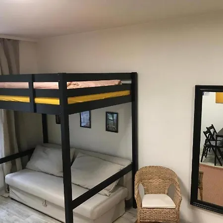 4 Person Great For Two Couples Or A Family Brno